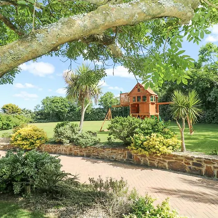 Scrumpy Holiday home