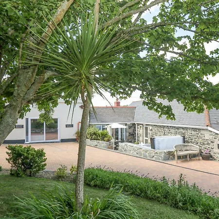Holiday home Scrumpy Helston