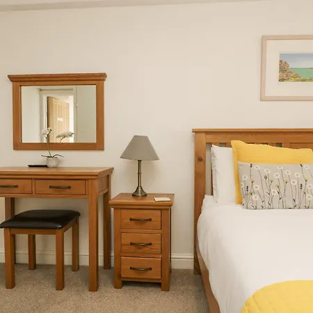 Holiday home Scrumpy Helston